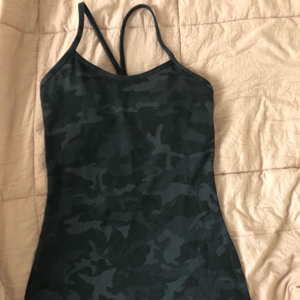 Lululemon power Y tank in camo